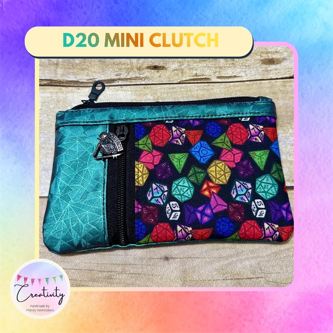 D20 Mini Clutch