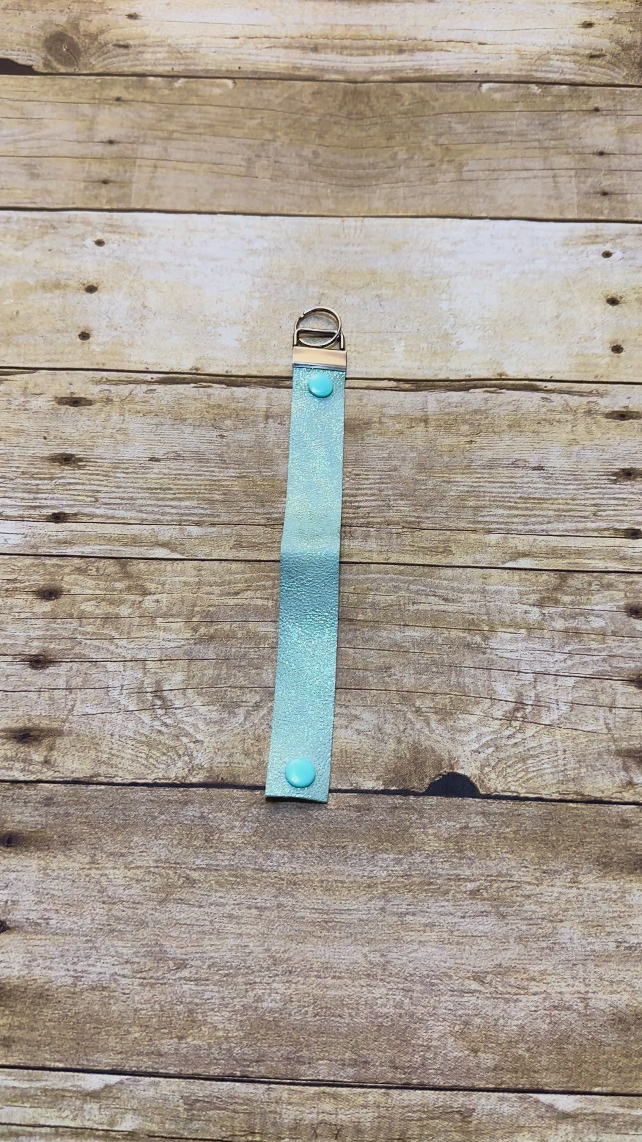 Mouse Ear Holder: Sparkle Mint